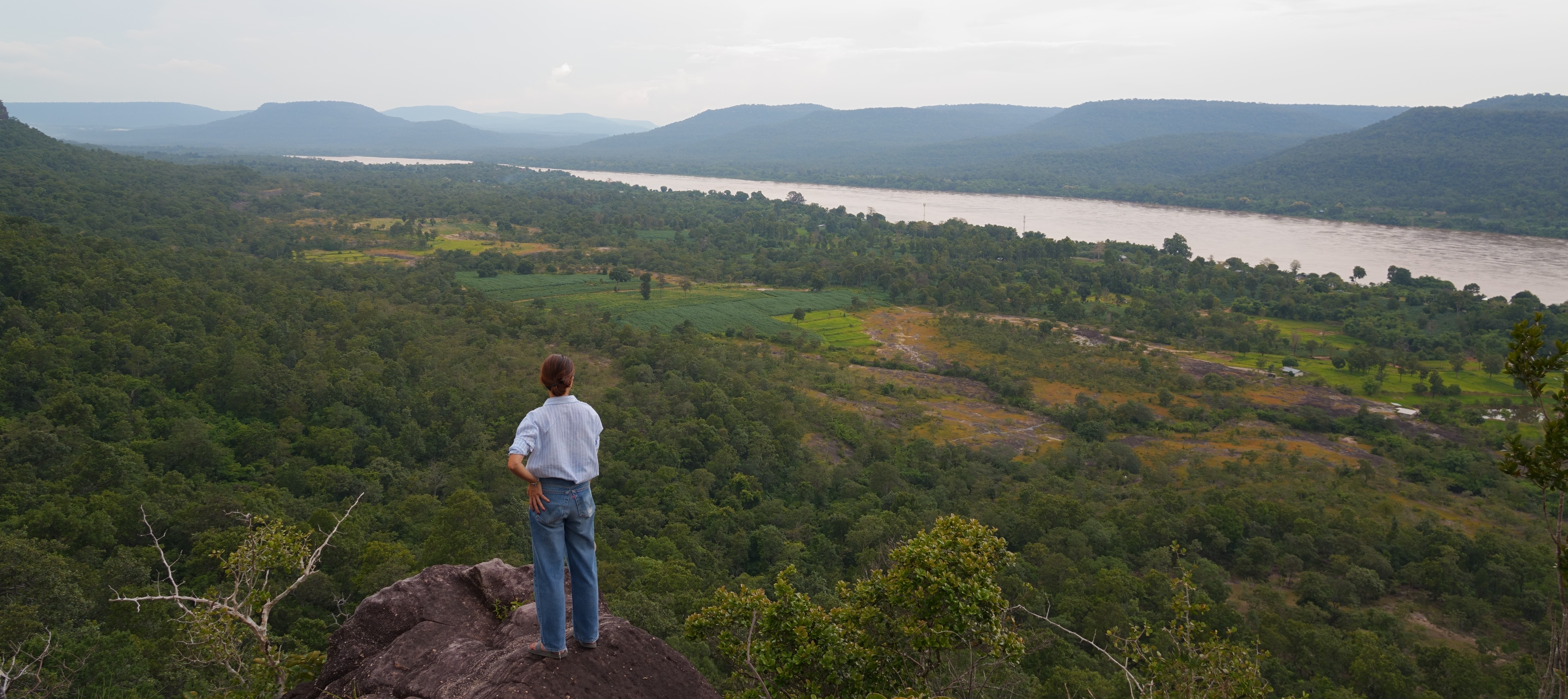 タイ最東部、ウボンラーチャターニーの見どころ案内