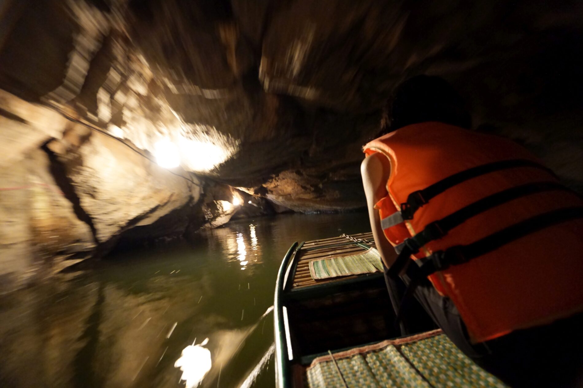水位が高い日は通行できない場合もある。